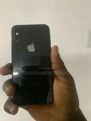 Apple iPhone XS 64 GB Black