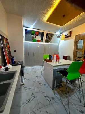 2bdrm Apartment in Lekki Phase 1 for rent