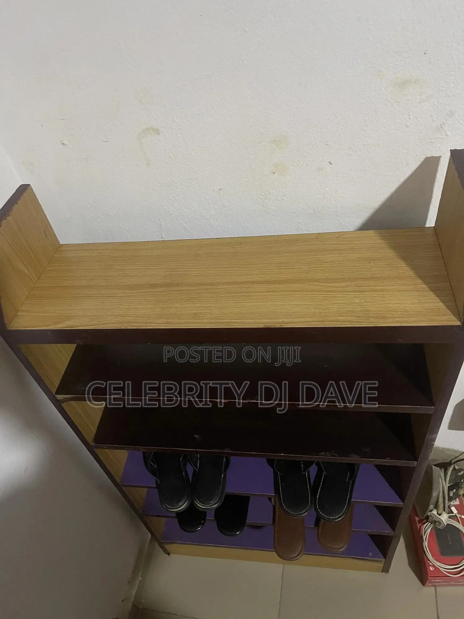 Shoe Rack (Wooden)