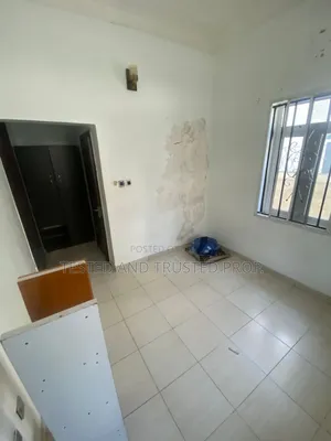 1bdrm Apartment in Chevron for rent