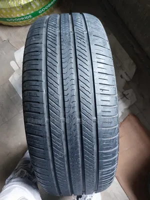265/60r18 Tokunbo Tyre Available in Stock