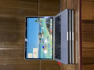 Laptop Apple MacBook Pro 2020 16GB Intel Core i5 SSD 512GB