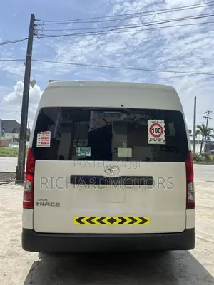 Toyota HiAce 2020 White