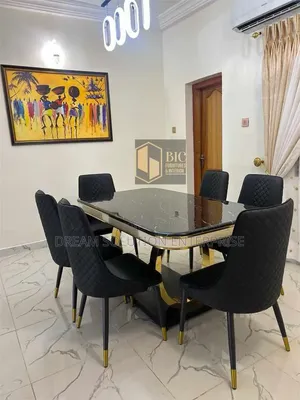 Quality Six Seater Dinning With Six Chairs