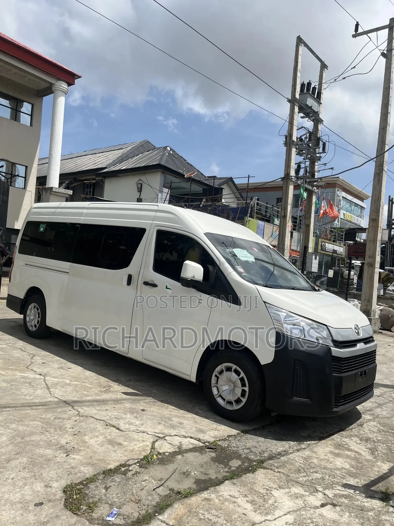 Toyota HiAce 2020 White