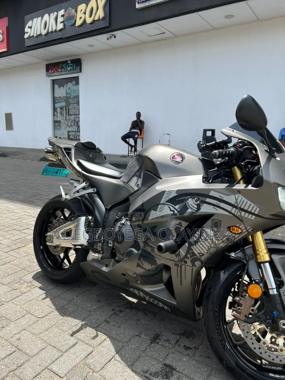 Honda 2017 Gray