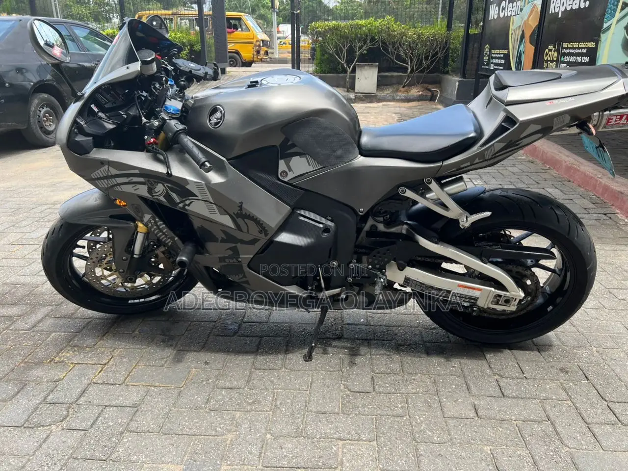 Honda 2017 Gray