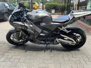 Honda 2017 Gray
