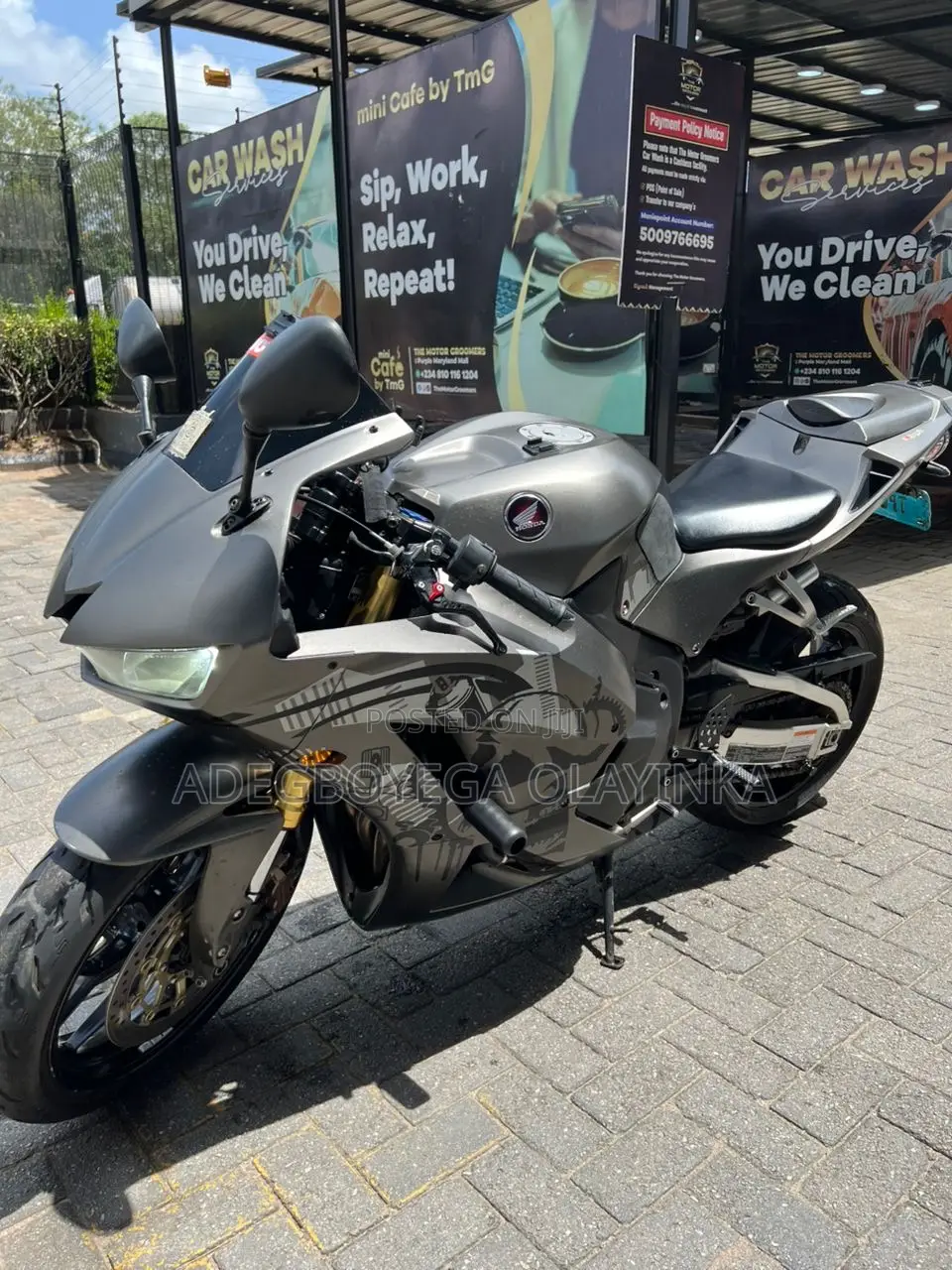 Honda 2017 Gray