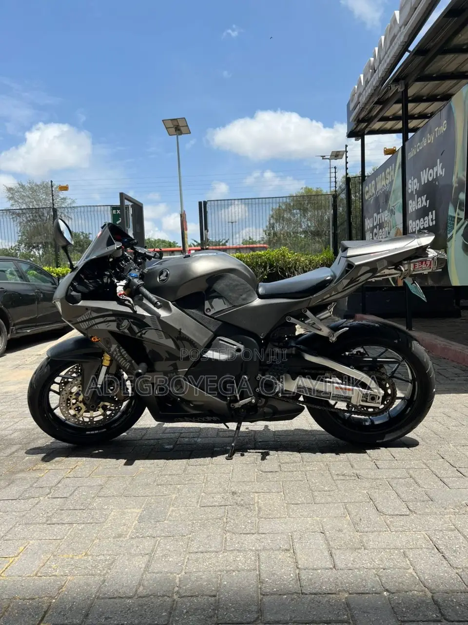 Honda 2017 Gray