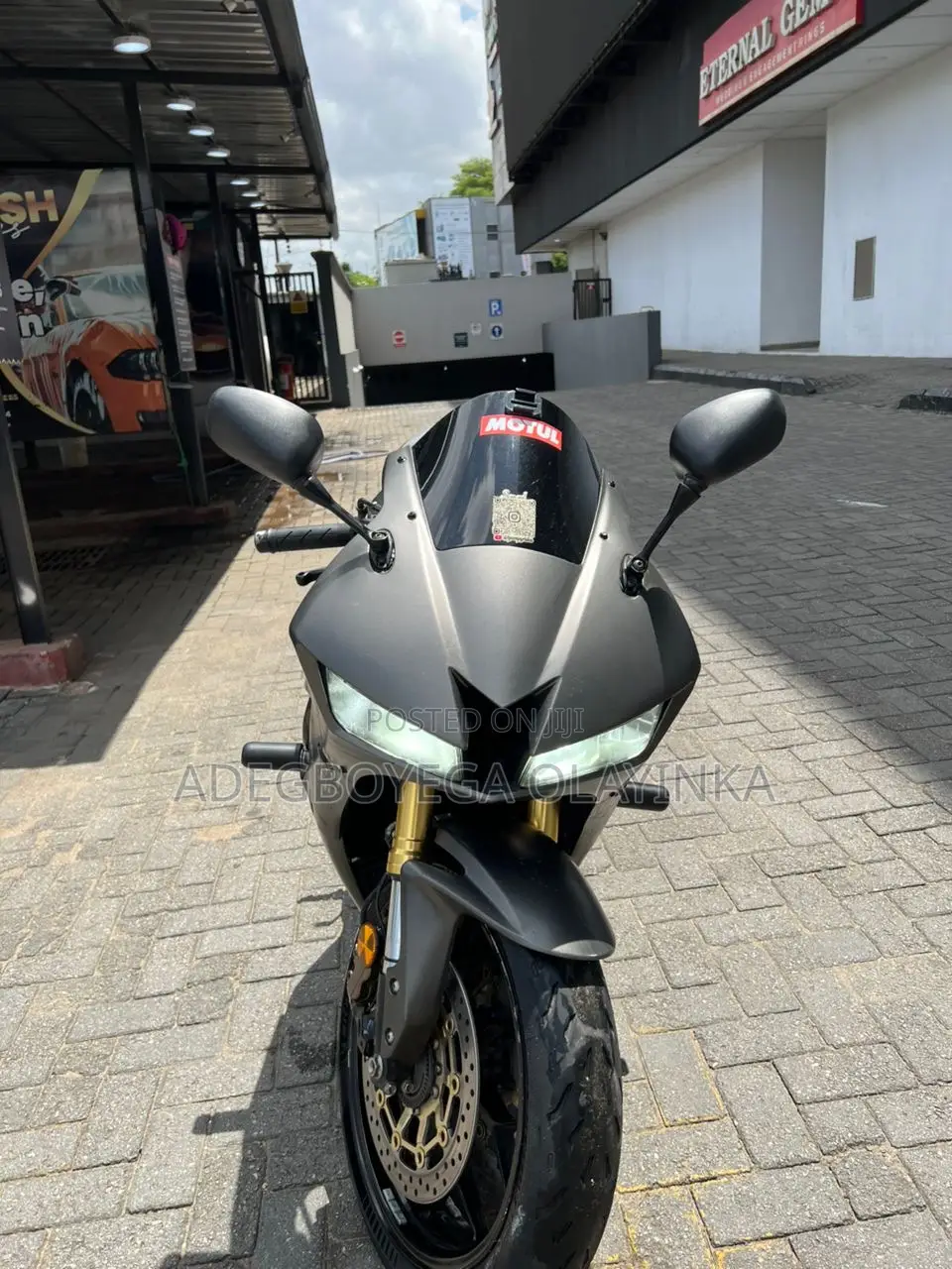 Honda 2017 Gray