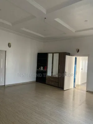 Studio Apartment in Orchid, Chevron for rent