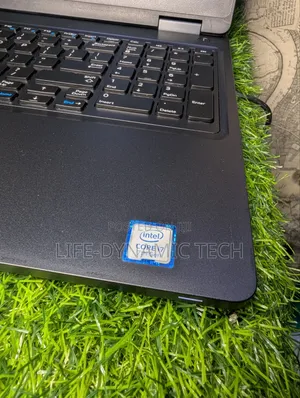 Laptop Dell Latitude 5580 8GB Intel Core i7 SSD 256GB