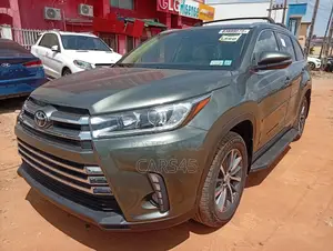 Toyota Highlander 2018 Green