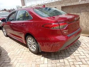 Toyota Corolla 2023 Red