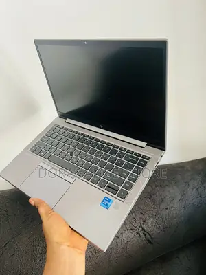 Laptop HP ZBook Firefly G8 16GB Intel Core i7 SSD 512GB