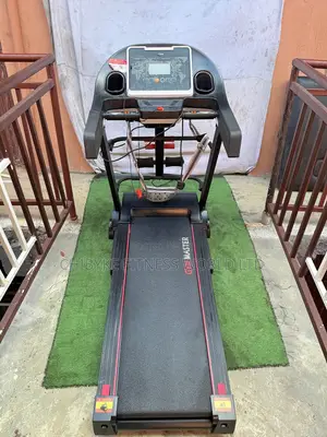4hp Gym Master Treadmill With Auto Incline and Massager