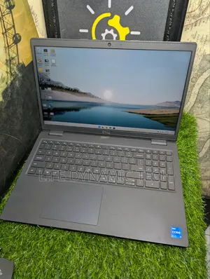Laptop Dell Latitude 5520 8GB Intel Core i5 SSD 256GB
