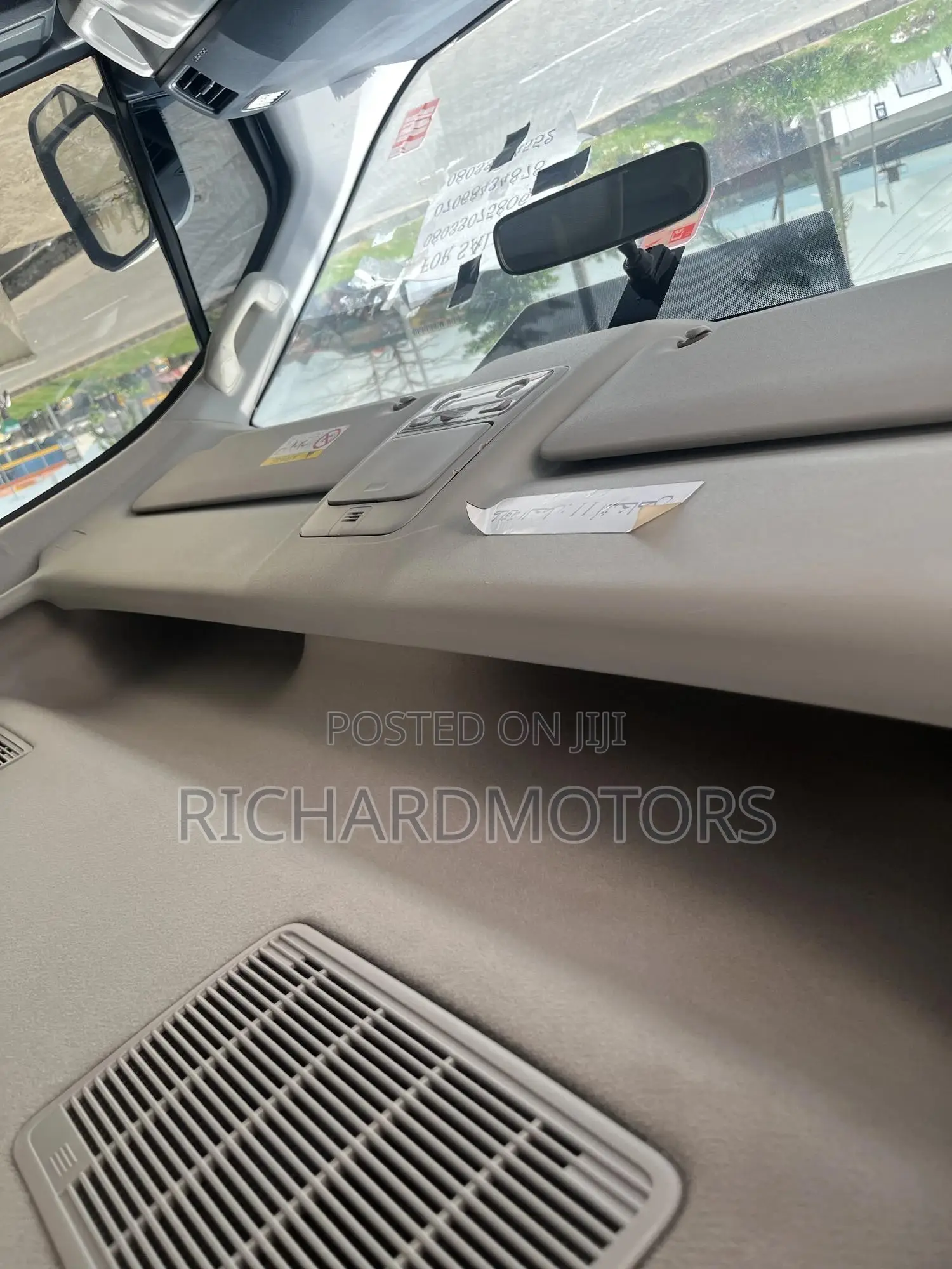 Toyota HiAce 2020 White