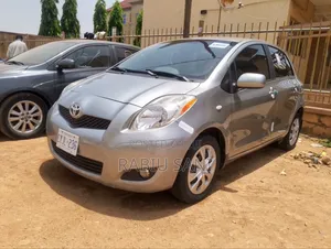 Toyota Yaris 2008 Gray
