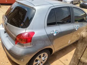 Toyota Yaris 2008 Gray