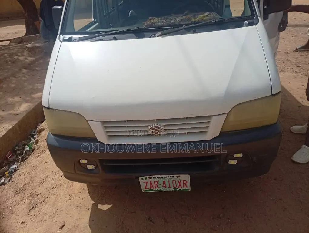 Suzuki APV Minibus 1998 White