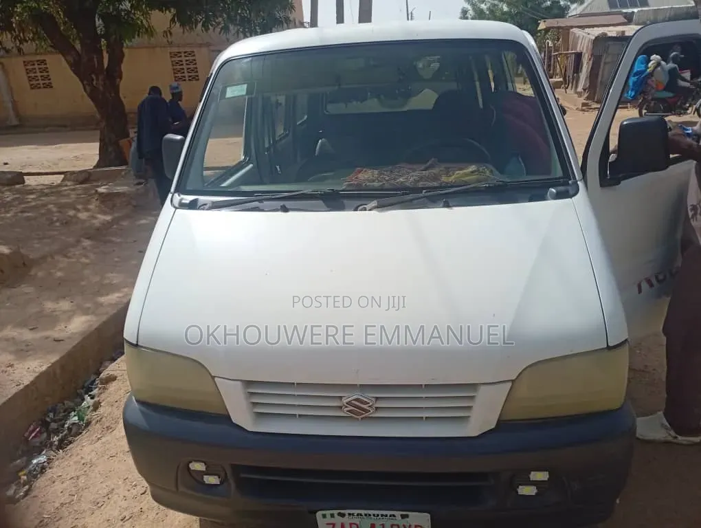 Suzuki APV Minibus 1998 White