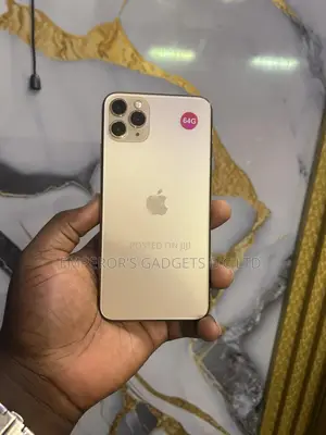 Apple iPhone 11 Pro Max 64 GB Gold