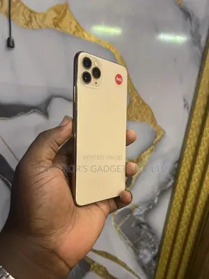 Apple iPhone 11 Pro Max 64 GB Gold