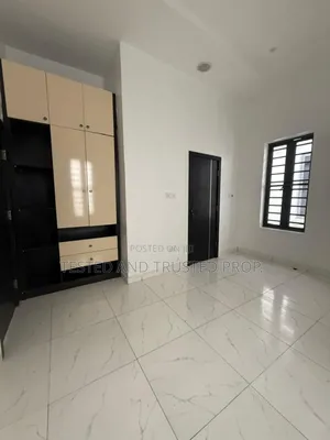 1bdrm Shared Apartment in Royal Pine, Chevron for rent