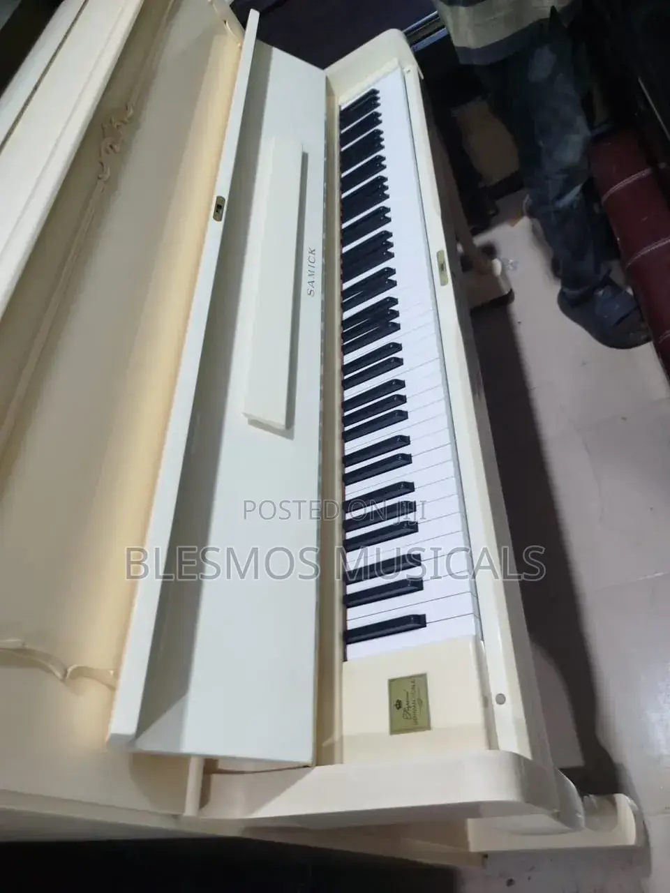 Samick Upright Piano