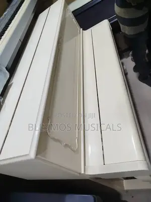 Samick Upright Piano
