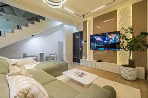 Hue 1 Bedroom Apartment Chevron