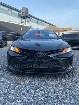 Toyota Camry LE FWD (2.5L 4cyl 8AM) 2018 Gray