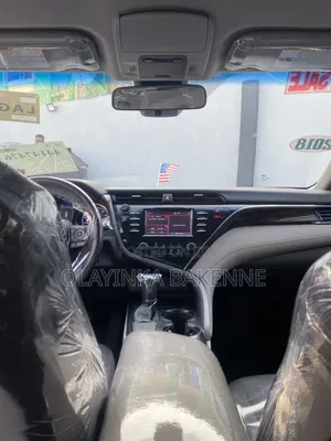 Toyota Camry LE FWD (2.5L 4cyl 8AM) 2018 Gray