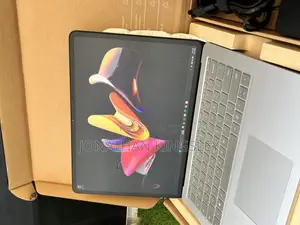 New Laptop Microsoft Surface Laptop Studio 2 32GB Intel Core i7 SSD 1T