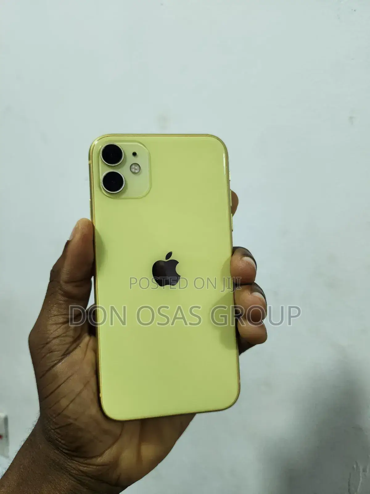 Apple iPhone 11 64 GB Yellow