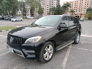 Mercedes-Benz M Class 2015 Black