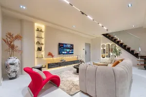 Maisonette 2 Bedroom Apartment