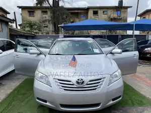Toyota Camry LE 4dr Sedan (2.4L 4cyl 5A) 2007 Silver