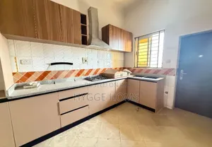 3bdrm Apartment in Oniru Victoria for rent