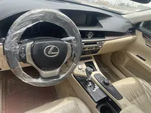 Lexus ES 2016 Black