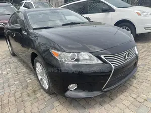 Lexus ES 2016 Black