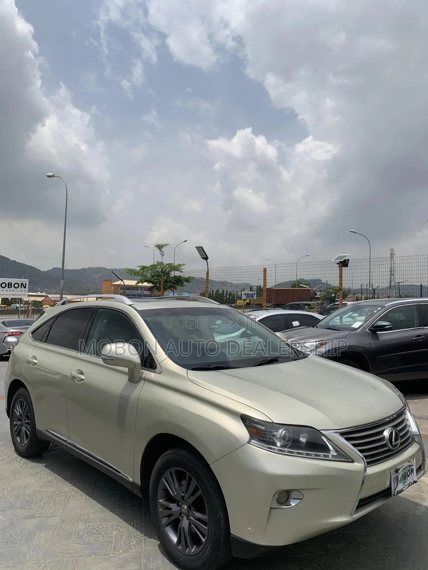 Lexus RX 2012 Gold