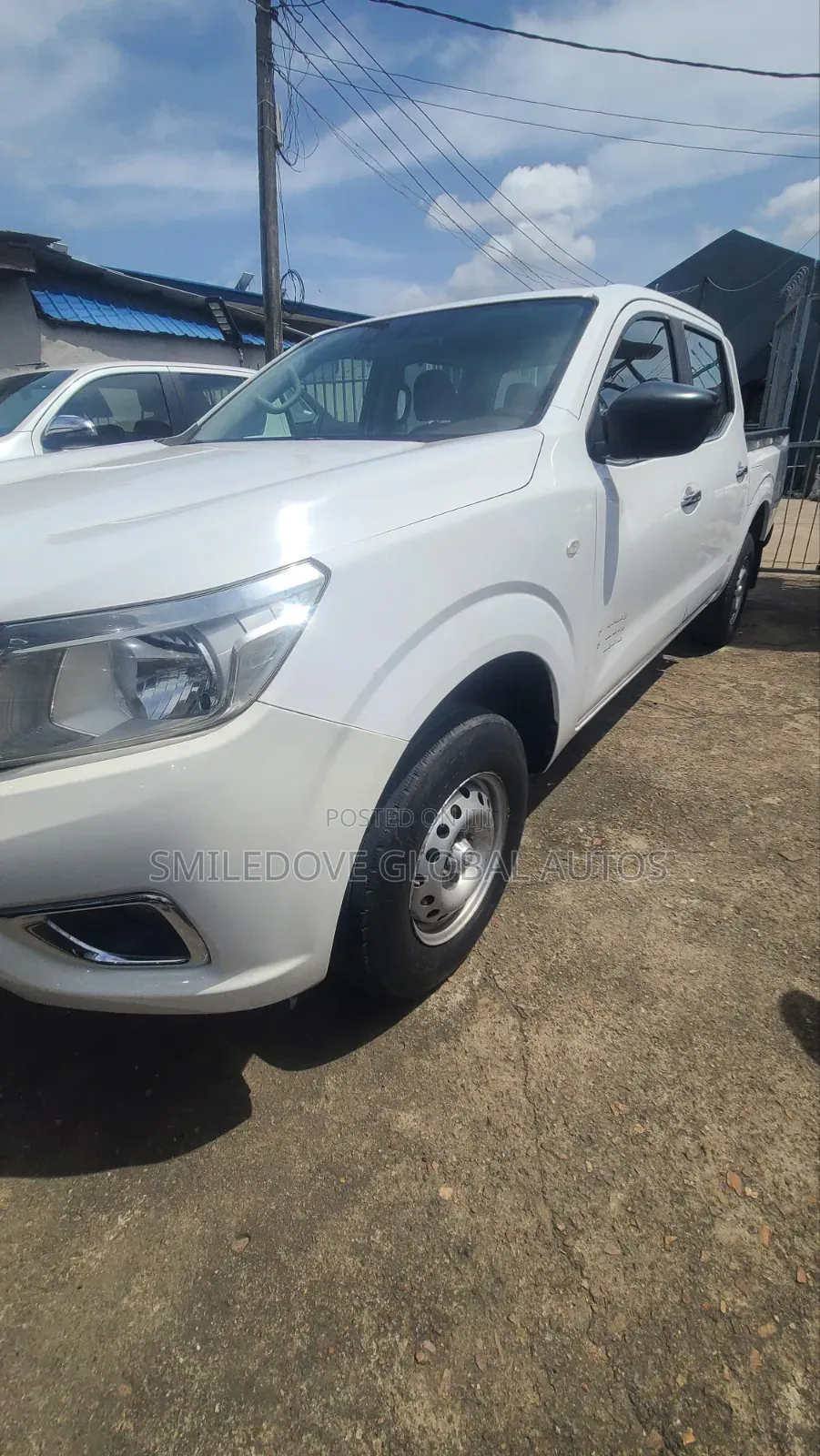 Nissan Navara 2018 White