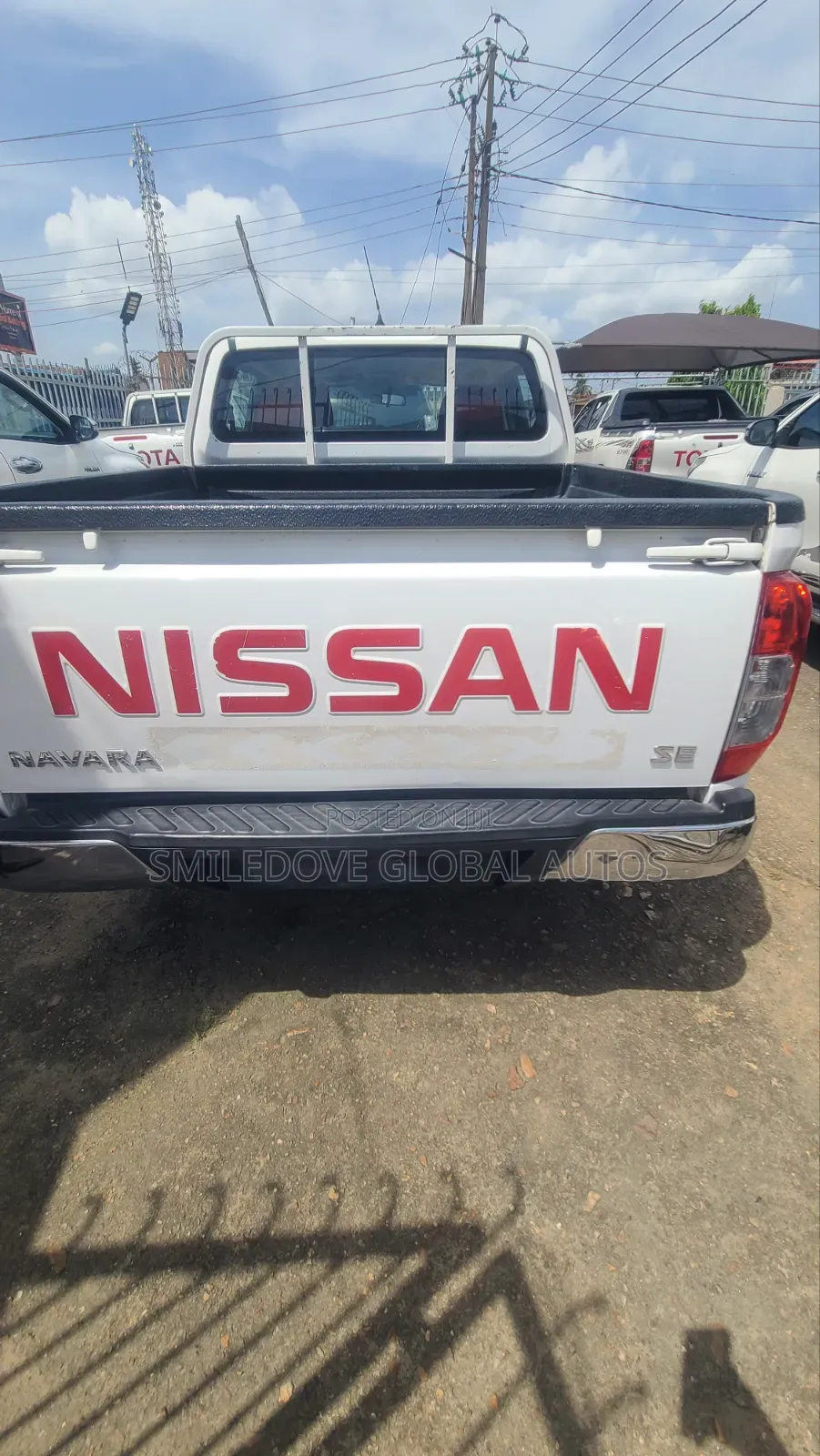 Nissan Navara 2018 White