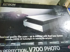 Epson Perfection V700 Photo Scanner