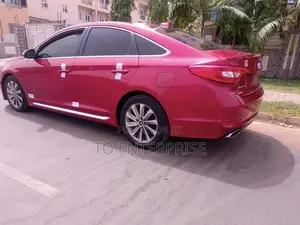 Hyundai Sonata 2017 Red