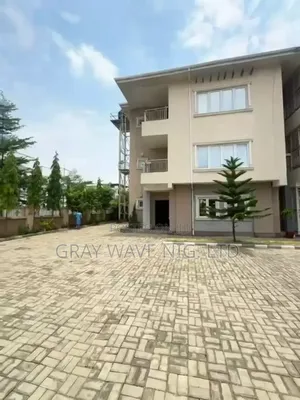 4bdrm Townhouse/Terrace in Guzape District for sale