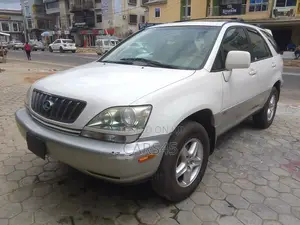 Lexus RX 300 4WD 2001 White